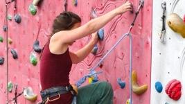 horolezkyně climber-486023 1280